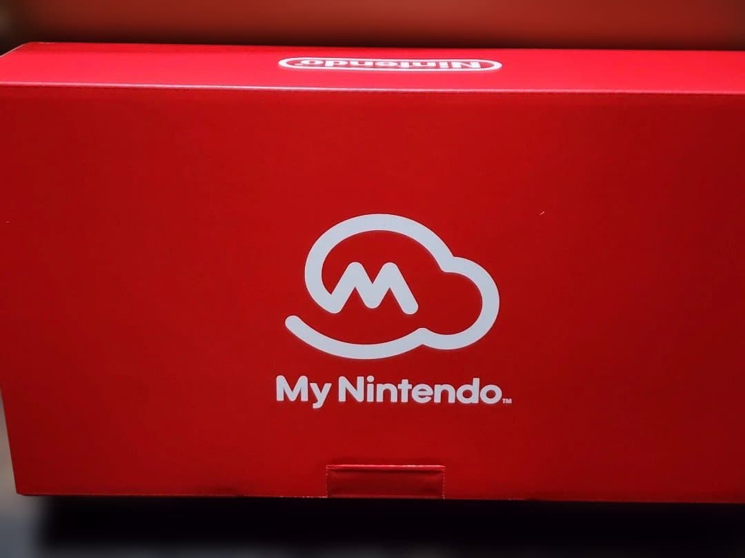 新品未使用　Nintendo Switch 本体