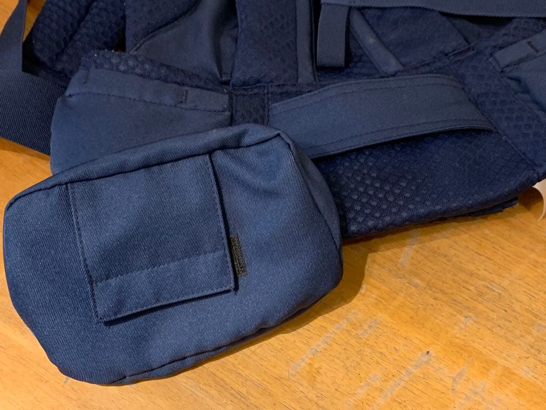 C*y様 G0326-03★日本限定品　エルゴベビー 抱っこ紐 ネイビー
