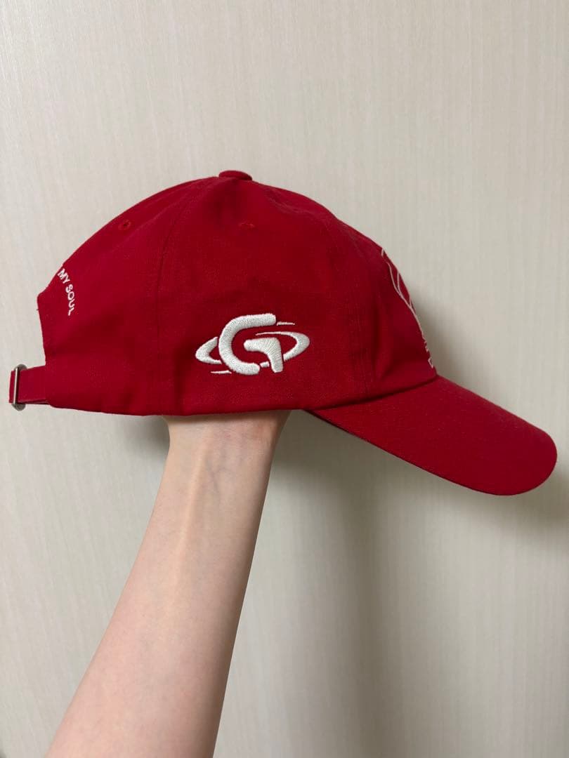 GADID ANONIEMキャップ　RED