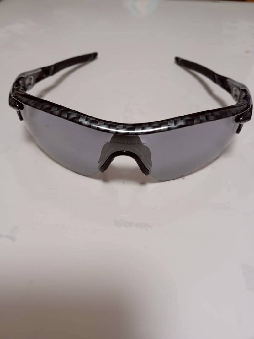 Oakley レーダーロック
