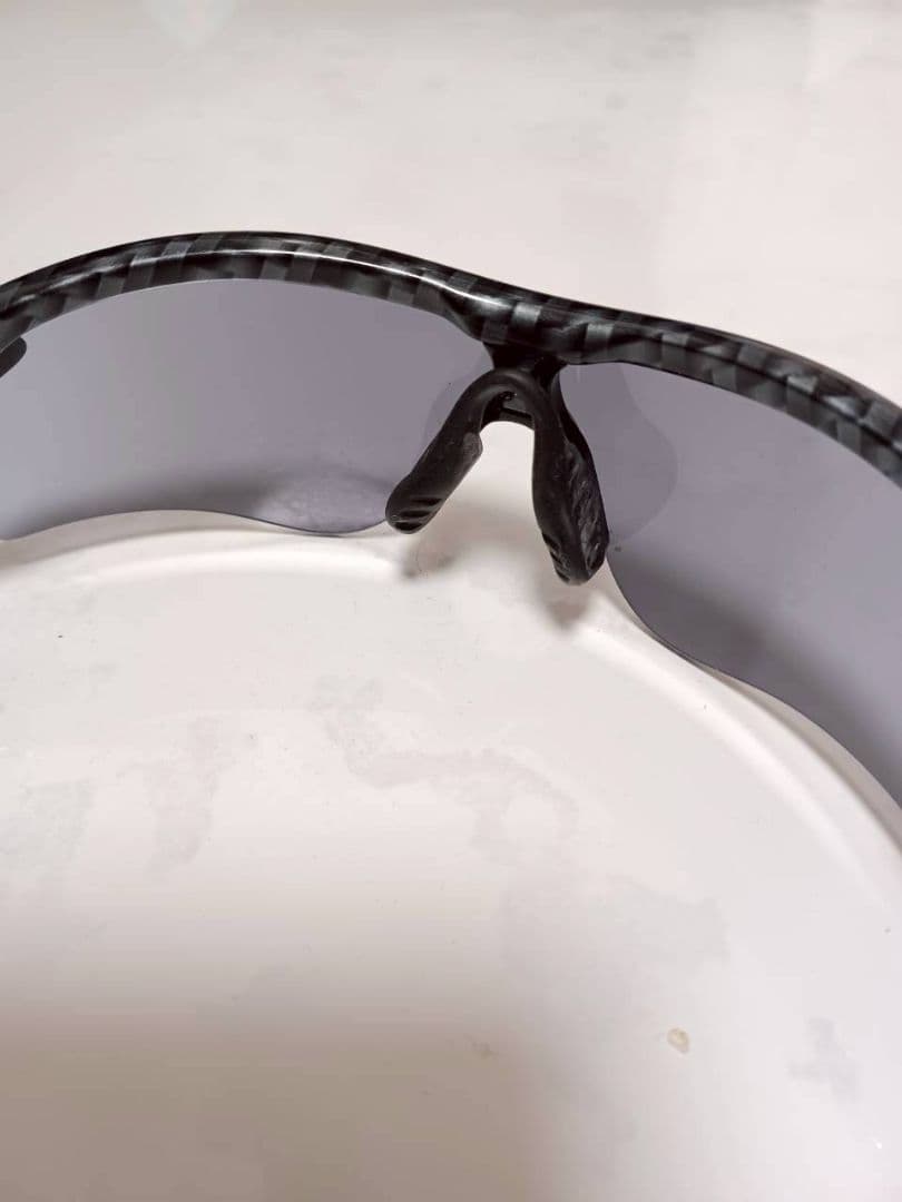 Oakley レーダーロック