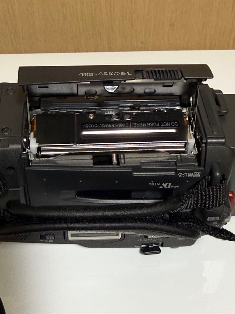 Panasonic デジタルビデオカメラ NV-DB1