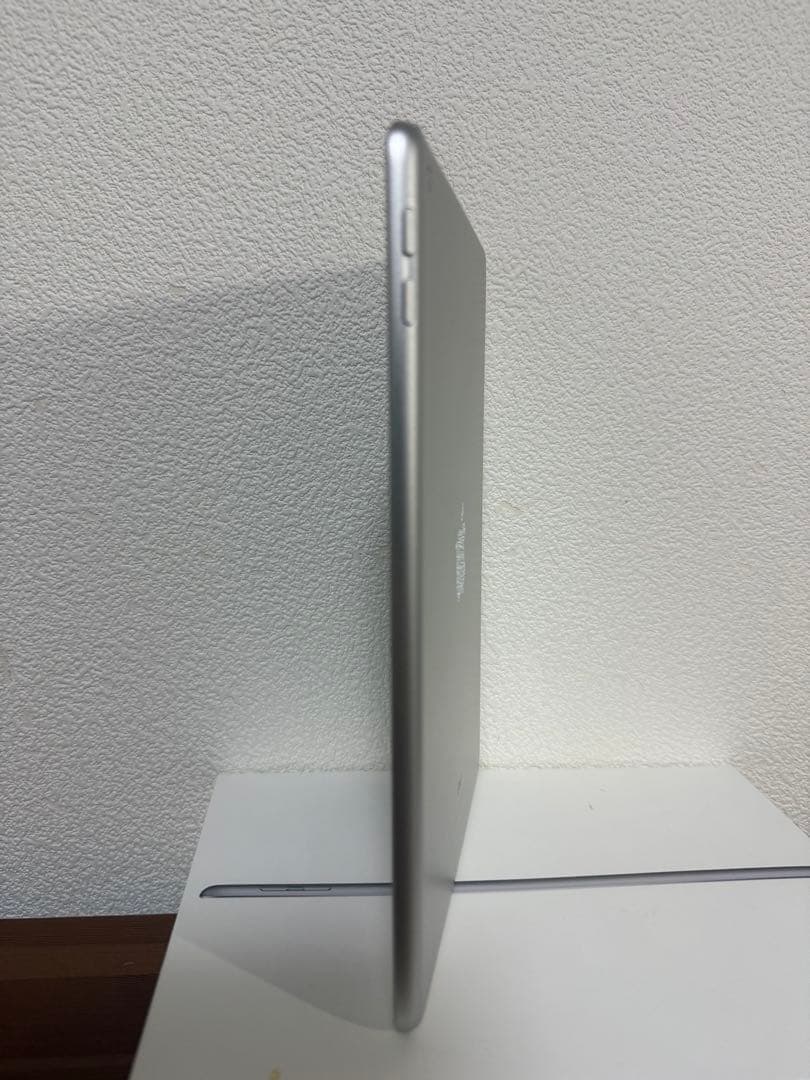 IPAD第6世代Wi-Fi【128GB】