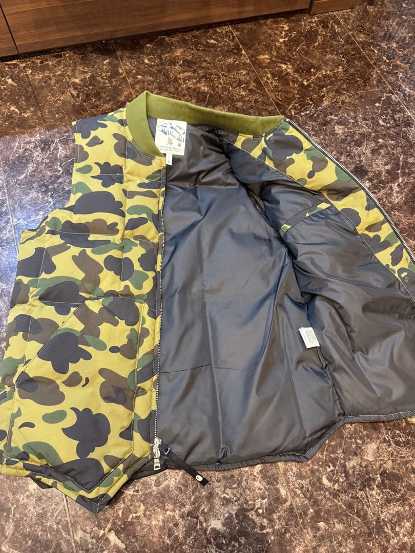 BAPE ダウンベスト 1st camo green a bathing ape