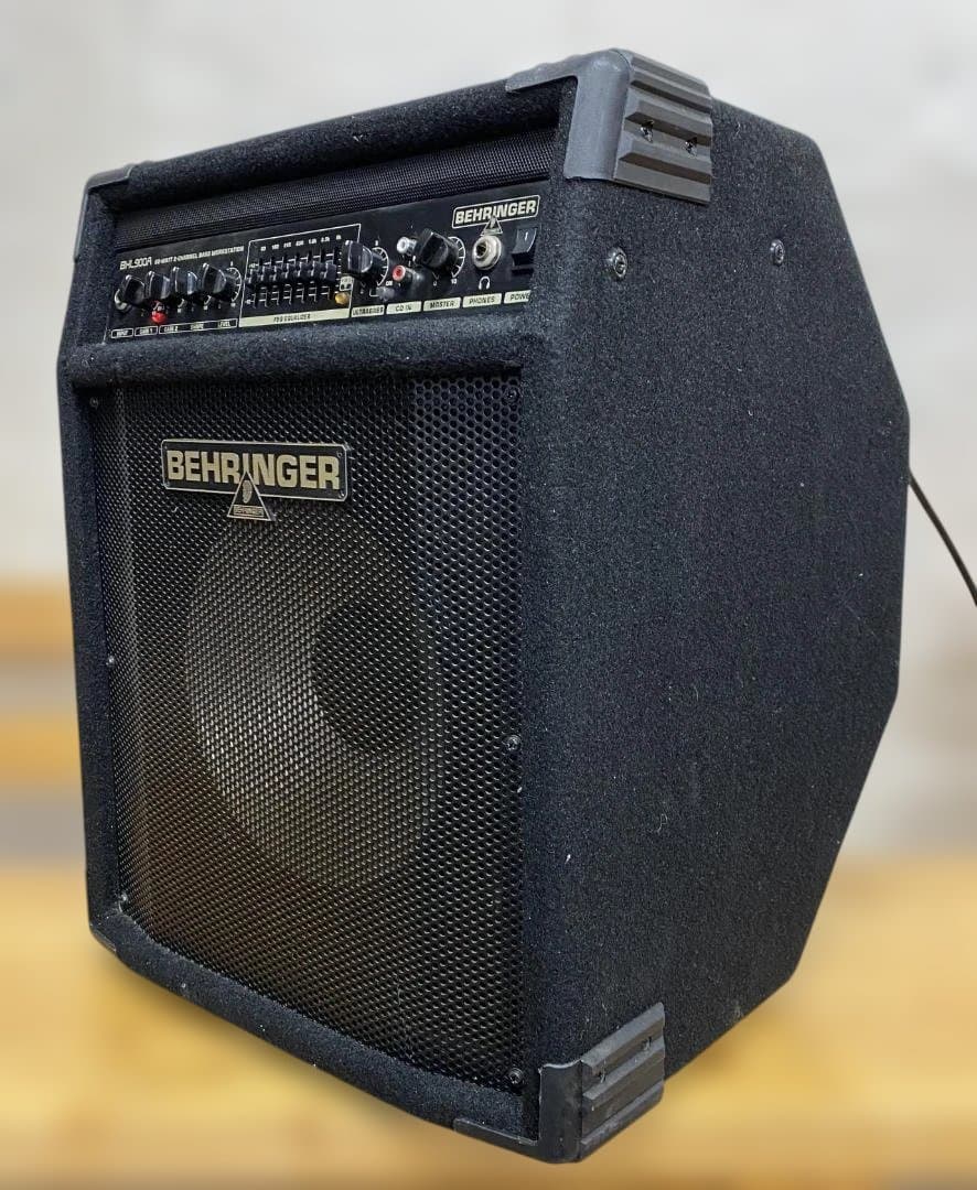 【値下げ】BEHRINGER BHL900A ベース用アンプ