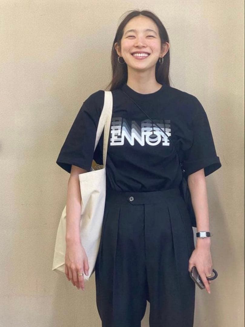 着*！様 ENNOY ELECTRIC LOGO GRADATION TEE 黒