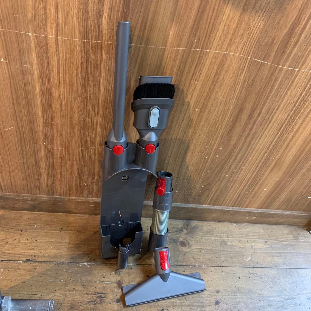 dyson ダイソン　スティッククリーナー　SV11 コードレスクリーナー掃除機