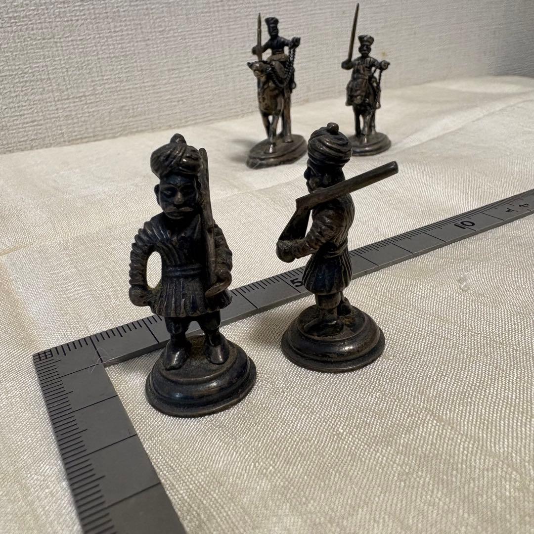 【銀111g】インド工芸品 ミニチュア兵士 4体セット ヴィンテージ