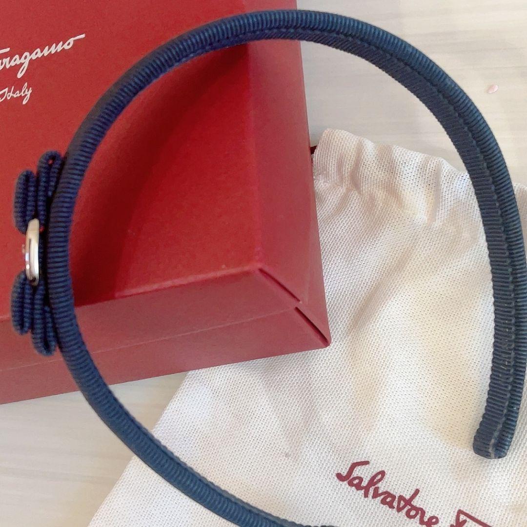 ferragamo フェラガモ　カチューシャ　リボン