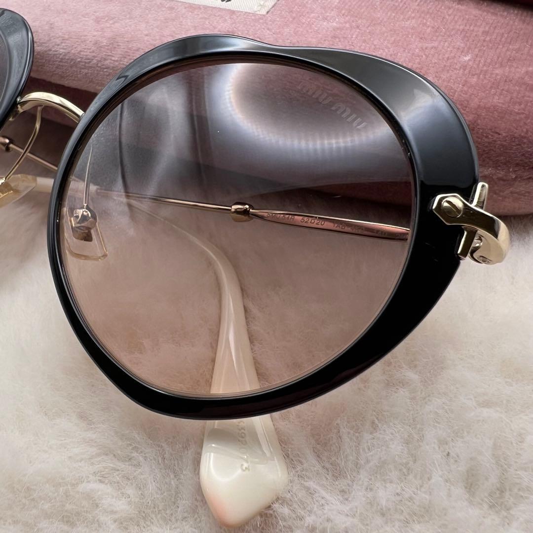 極美品✨付属有❗️miumiu サングラス SMU54R ハート型