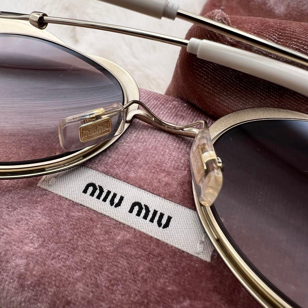 極美品✨付属有❗️miumiu サングラス SMU54R ハート型