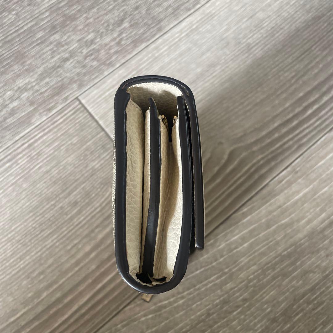 GUCCI 二つ折り財布 ホワイト