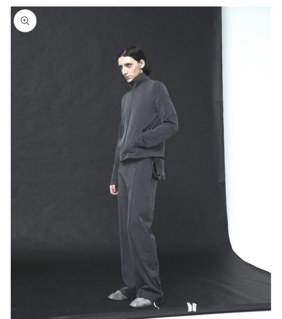 iSHII x müdulefatigue neck zip