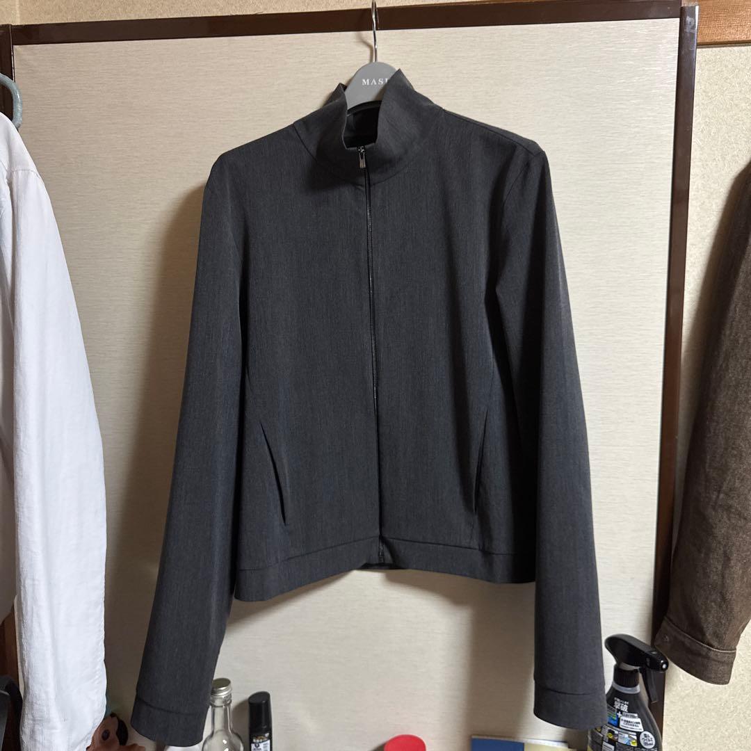 iSHII x müdulefatigue neck zip