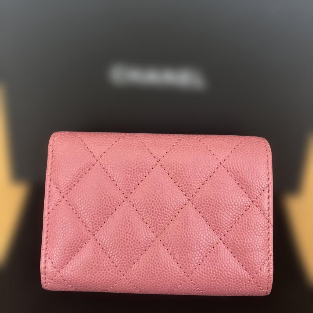 新品‼️ CHANELマトラッセ キャビアスキン　コンパクトウォレット
