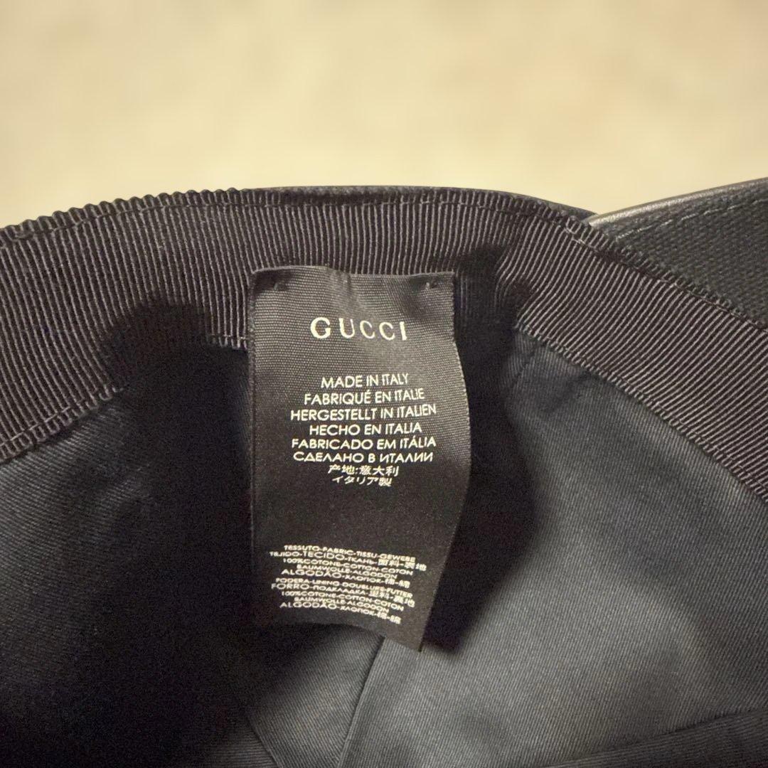 Gucci 黒 ベースボールキャップ