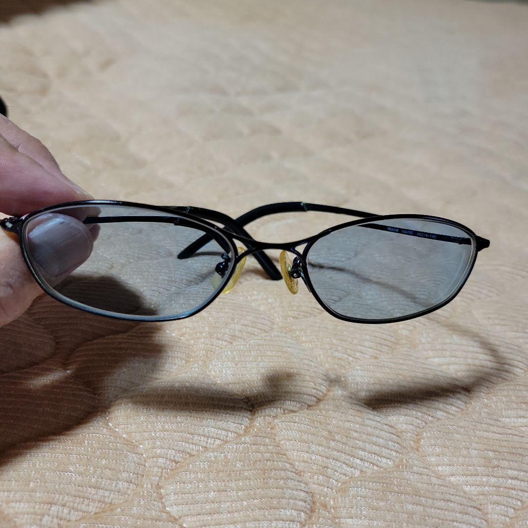 Ray-Ban ブラックオーバルサングラス ケース付き