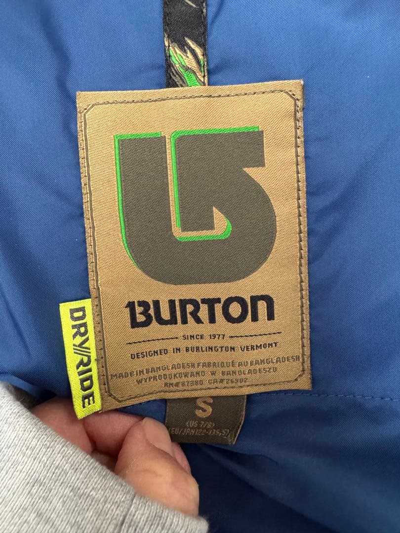 Burton スノーボードウェアセット 子供用