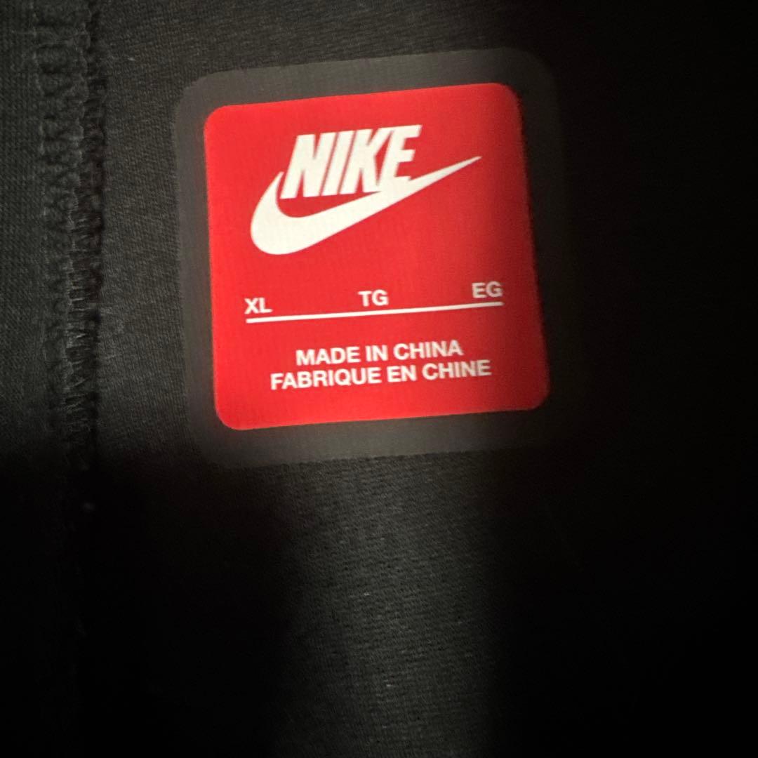 Nikeテック