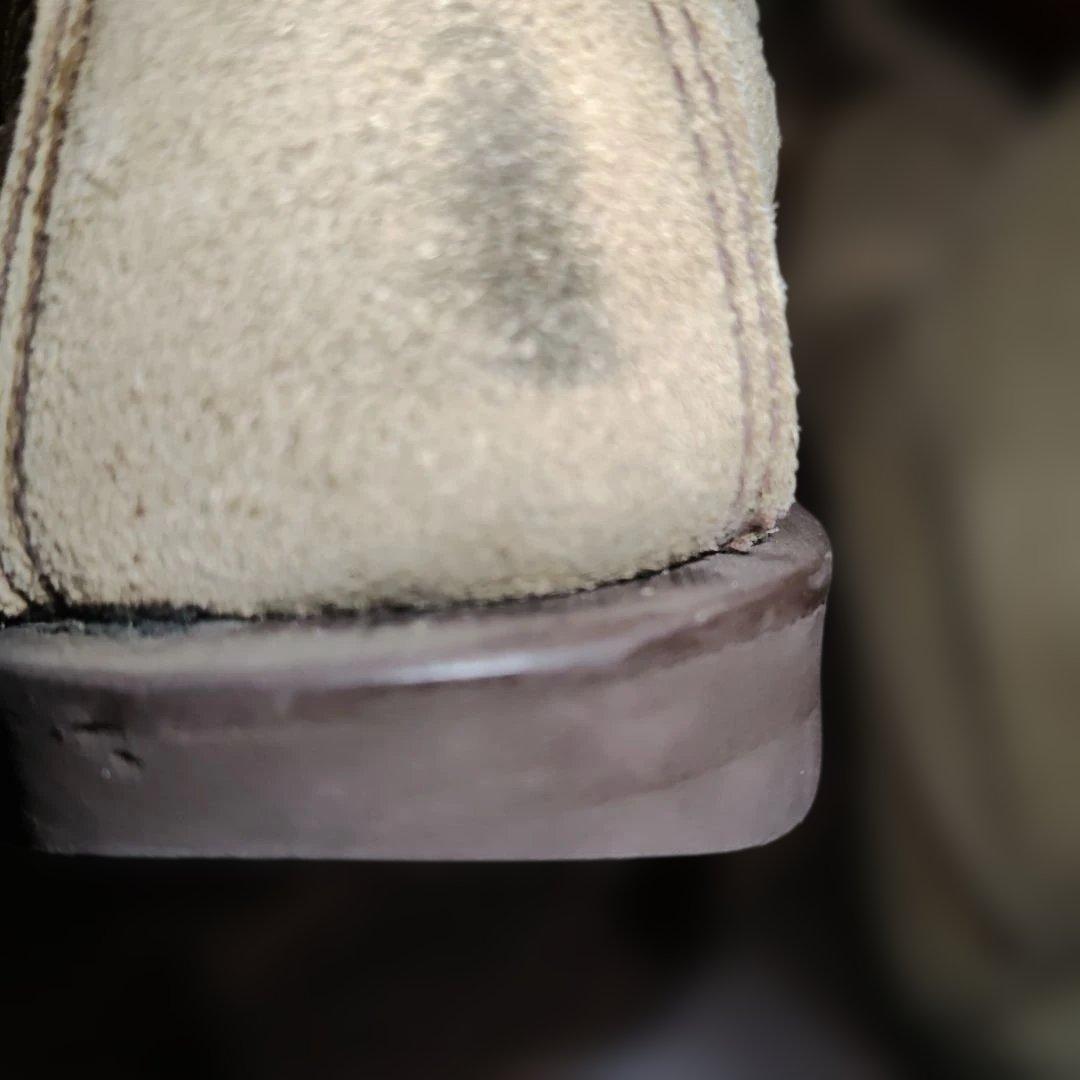 Russell Moccasinラッセルモカシンノックアバウトララミースウェード