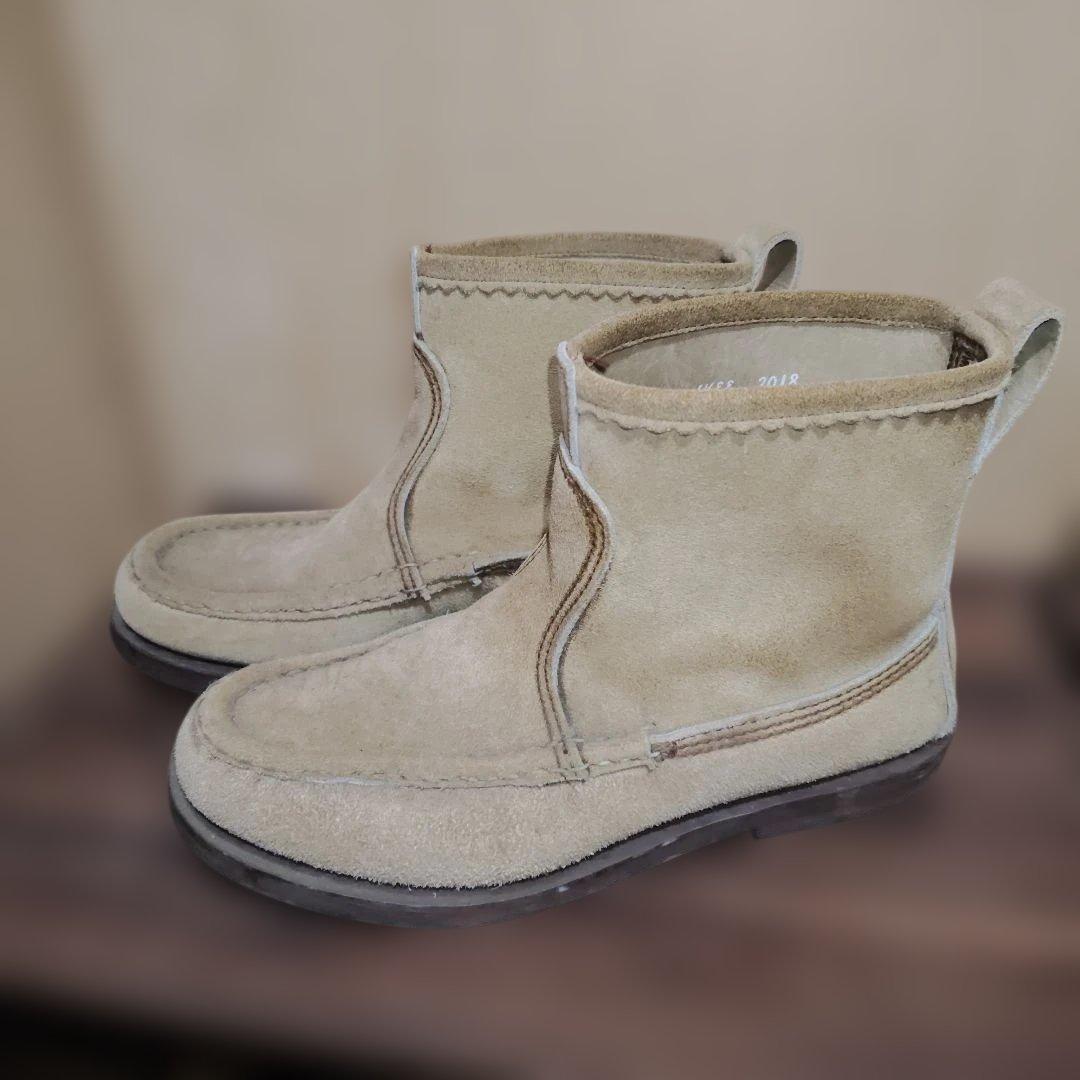Russell Moccasinラッセルモカシンノックアバウトララミースウェード