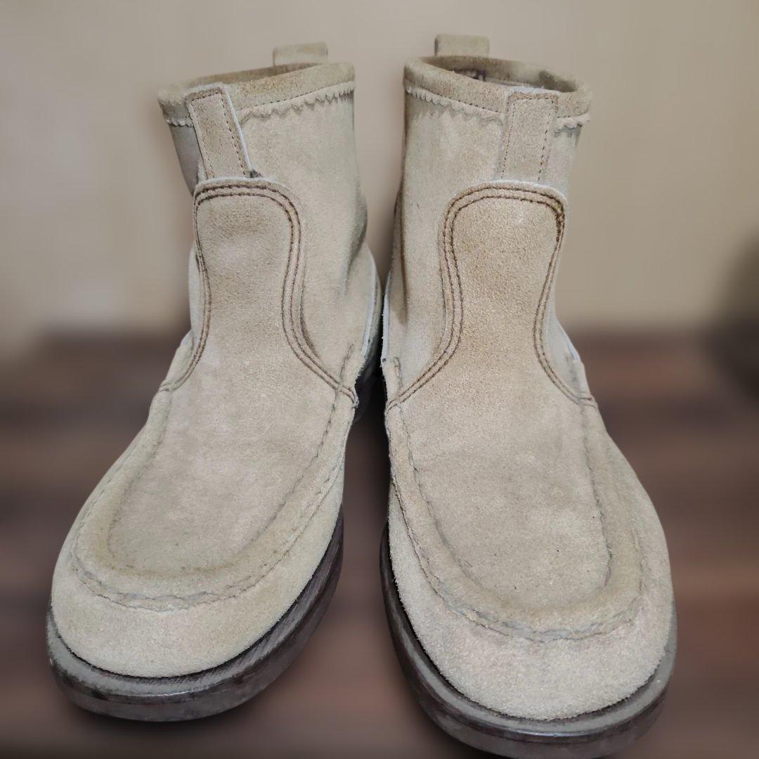 Russell Moccasinラッセルモカシンノックアバウトララミースウェード