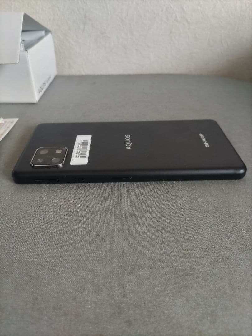 SHARP AQUOS sense4 SH-M15 本体
