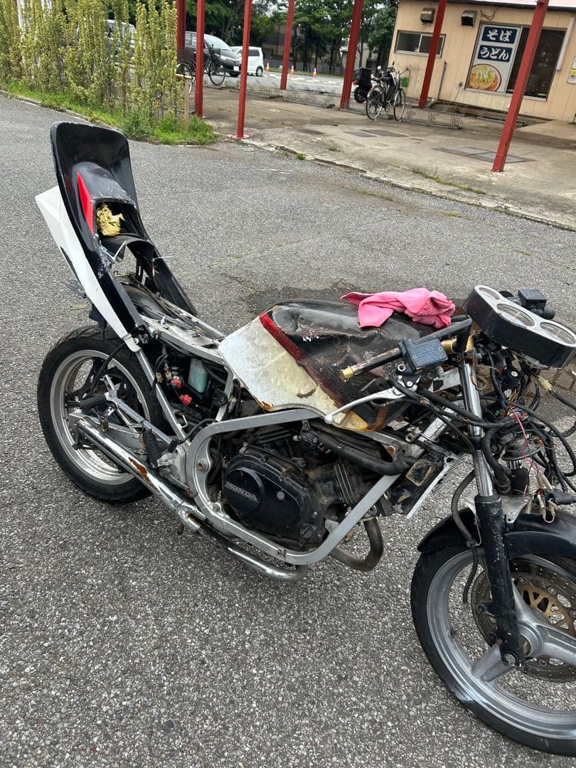 vt250feエンジン