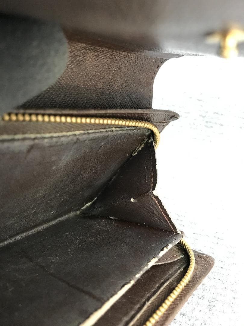 LOUIS VUITTON　二つ折り財布　ダミエ　4