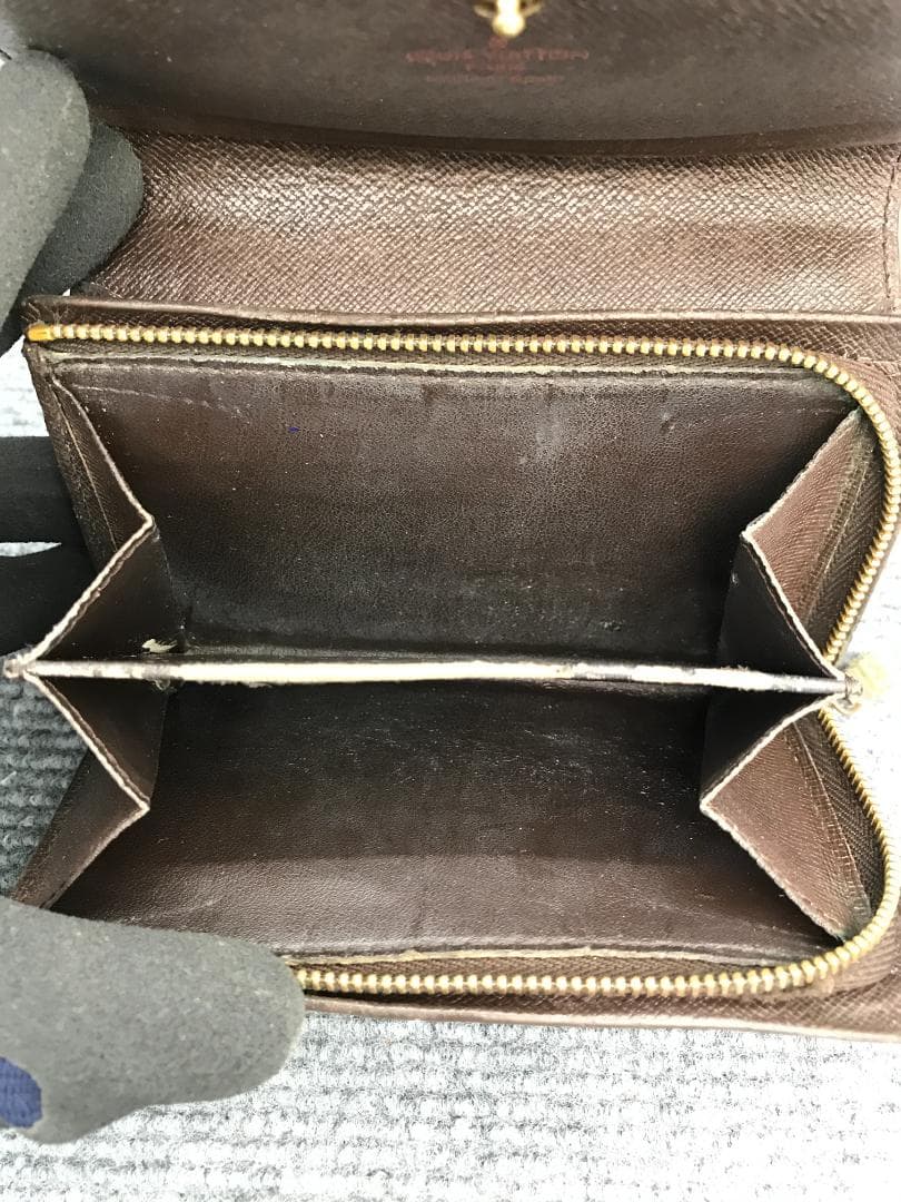 LOUIS VUITTON　二つ折り財布　ダミエ　4