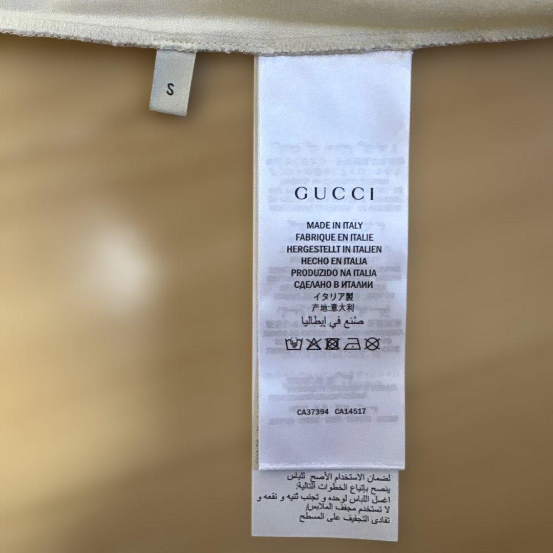 GUCCI マニフェスト　マスクプリントロゴ　オーバーサイズTシャツ