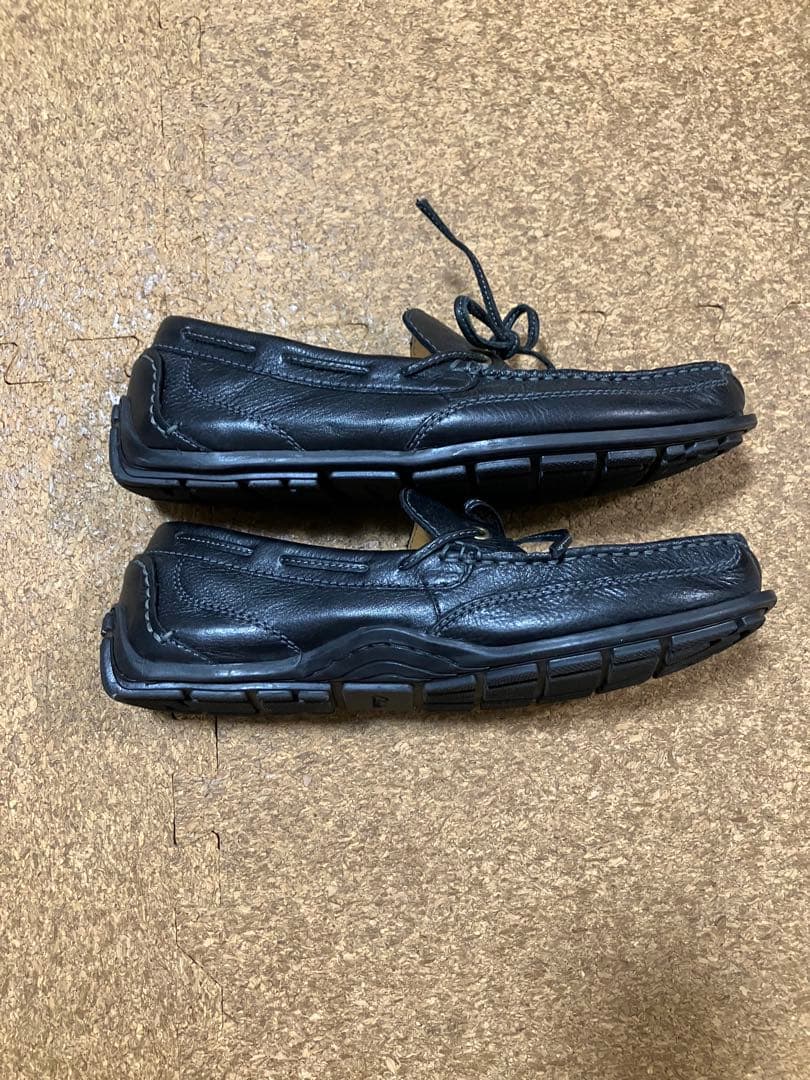 Clarks ブラックレザー シューズ