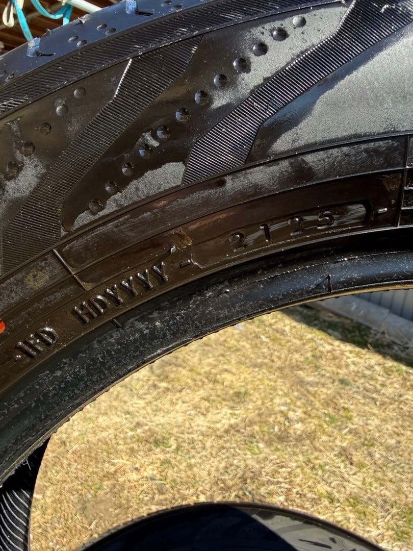 アルファード40系 純正タイヤ ヨコハマ ADVAN V03 225/60R18