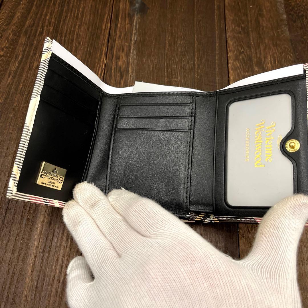 新品未使用　ヴィヴィアンウエストウッド 三つ折財布　がま口　エキシビジョン