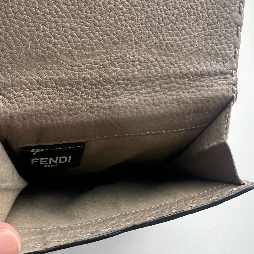 175 極上美品 FENDI フェンディ ピーカブー 2つ折り財布