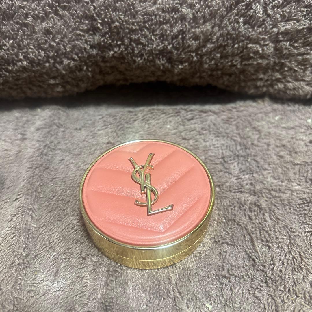 YSL メイクミーブラッシュ パウダー コーラルカラー