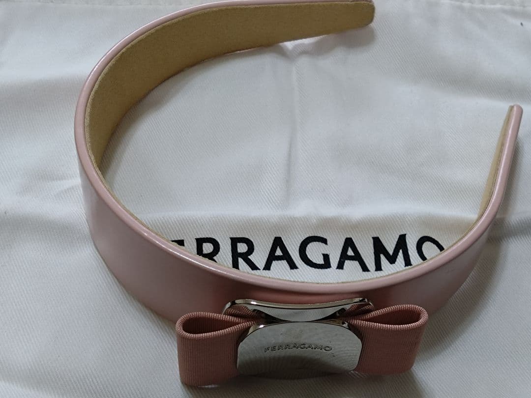 FERRAGAMOピンクヴァラカチューシャ新品未使用イタリア製