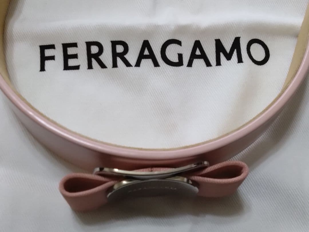 FERRAGAMOピンクヴァラカチューシャ新品未使用イタリア製