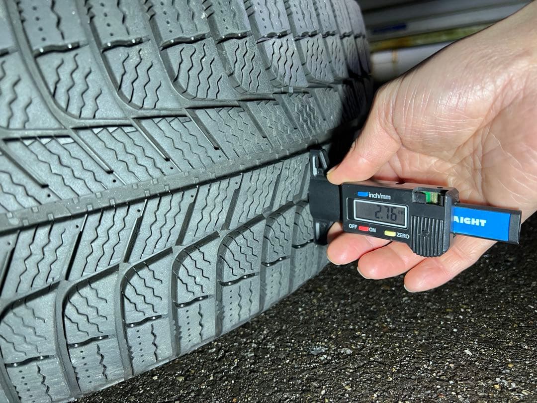 ①車好き　送料込 ミシュラン 225/60R17 スタッドレス 4本