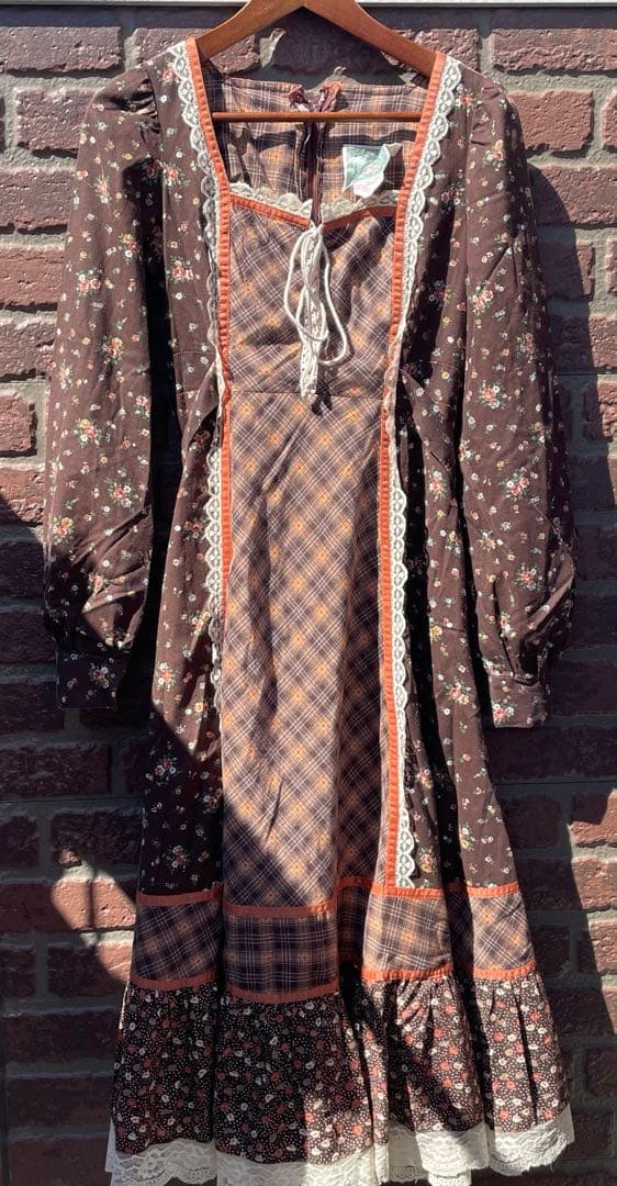 ヴィンテージ　70s  spun 花柄ワンピース