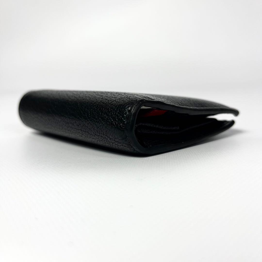 レア✨ミュウミュウ ２つ折り財布 ロゴ金具 レザー マルチカラー ブラック