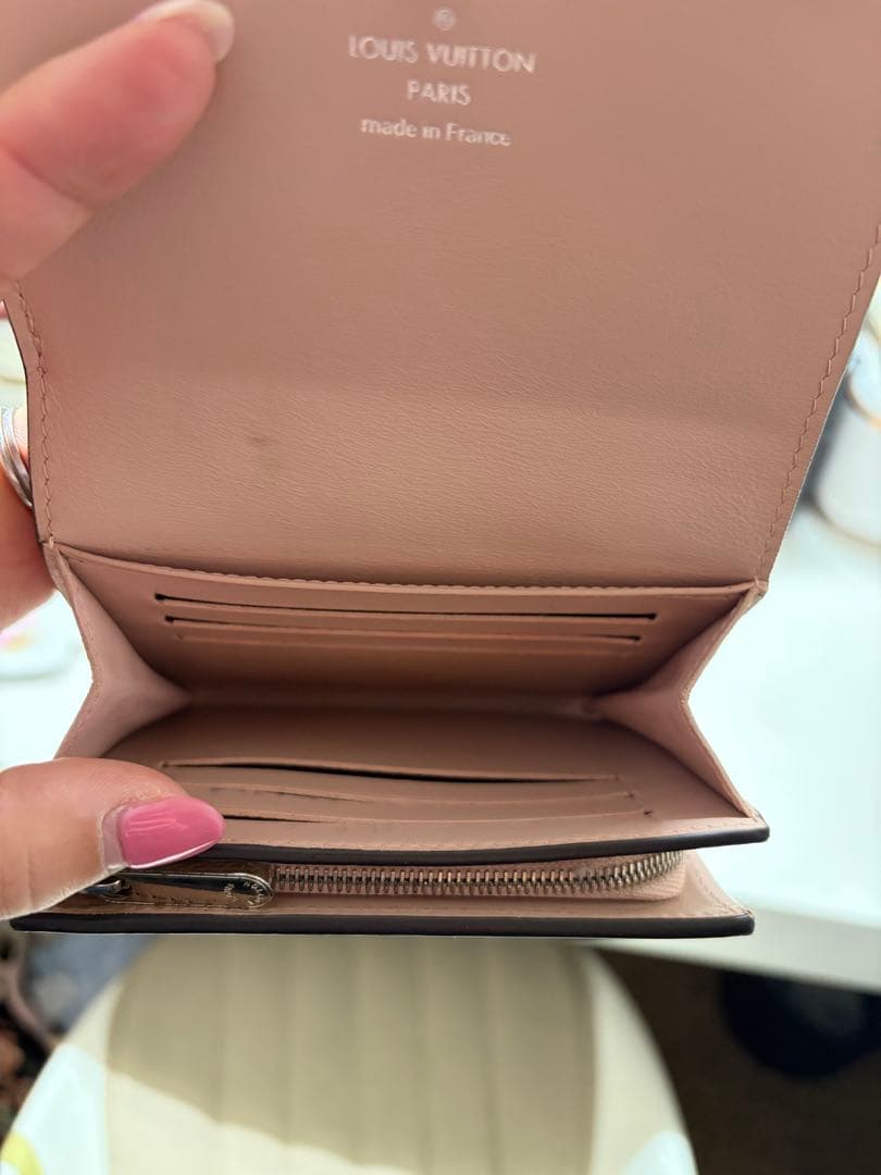 Louis Vuitton ピンク 三つ折り財布