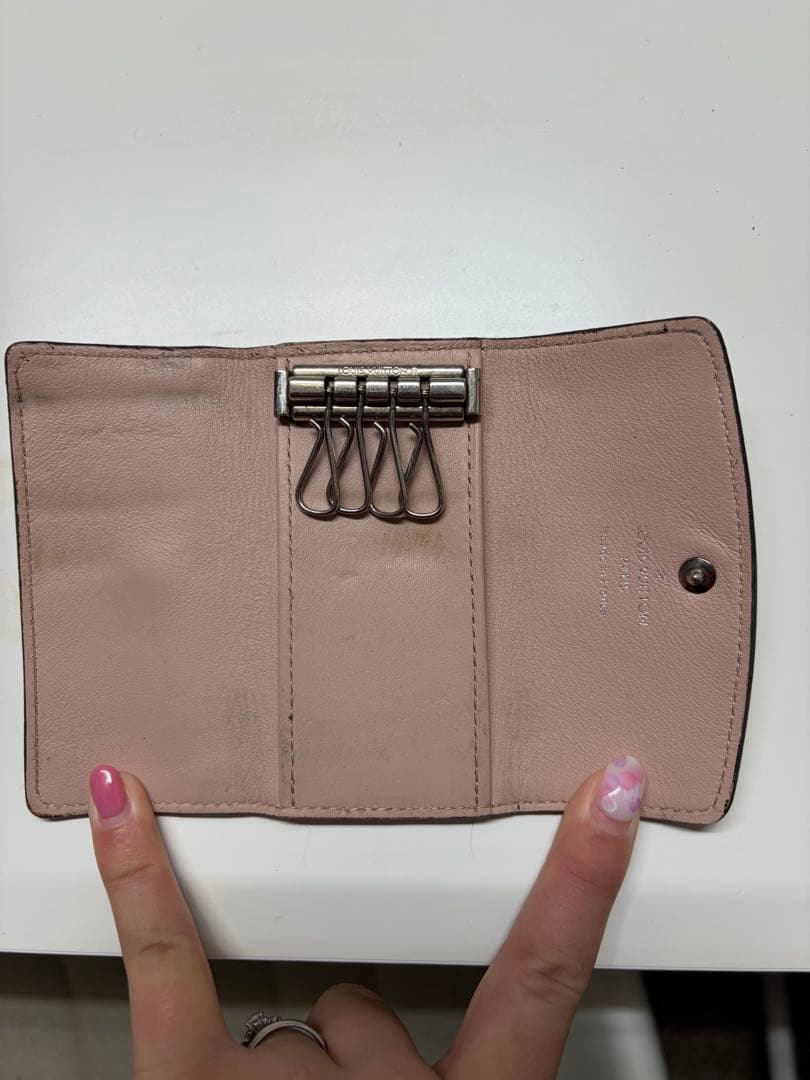 Louis Vuitton ピンク 三つ折り財布