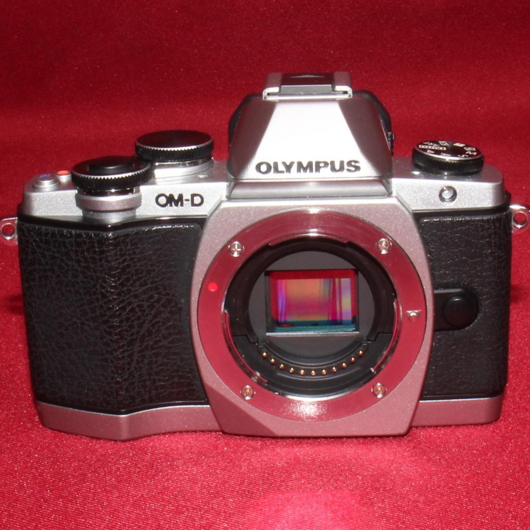 ✨Wi-Fi内蔵✨OLYMPUS OM-D E-M10 超望遠レンズセット✨