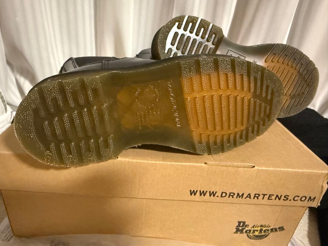 未使用品　Dr.Martens ドクターマーチン チェルシー2976HI