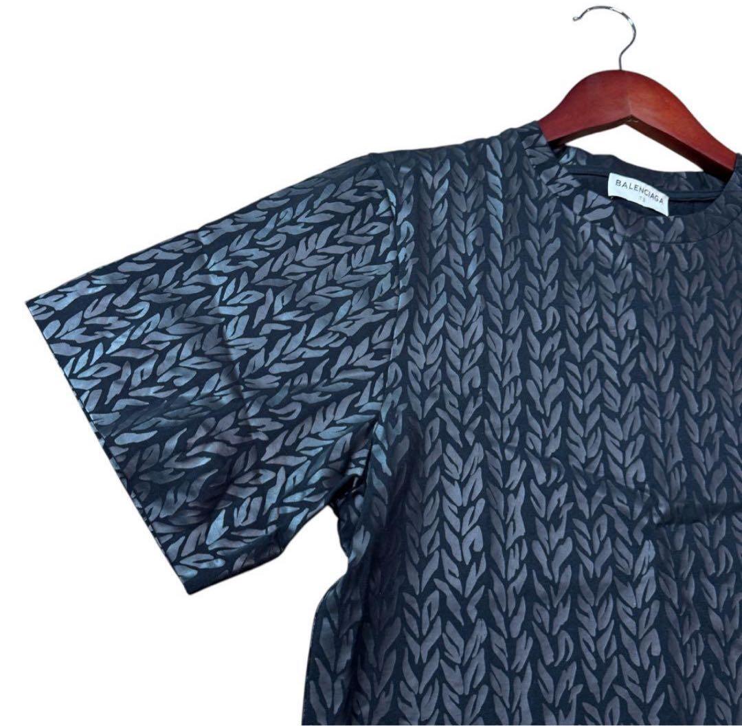 BALENCIAGA ダークブルー 葉模様 Tシャツ