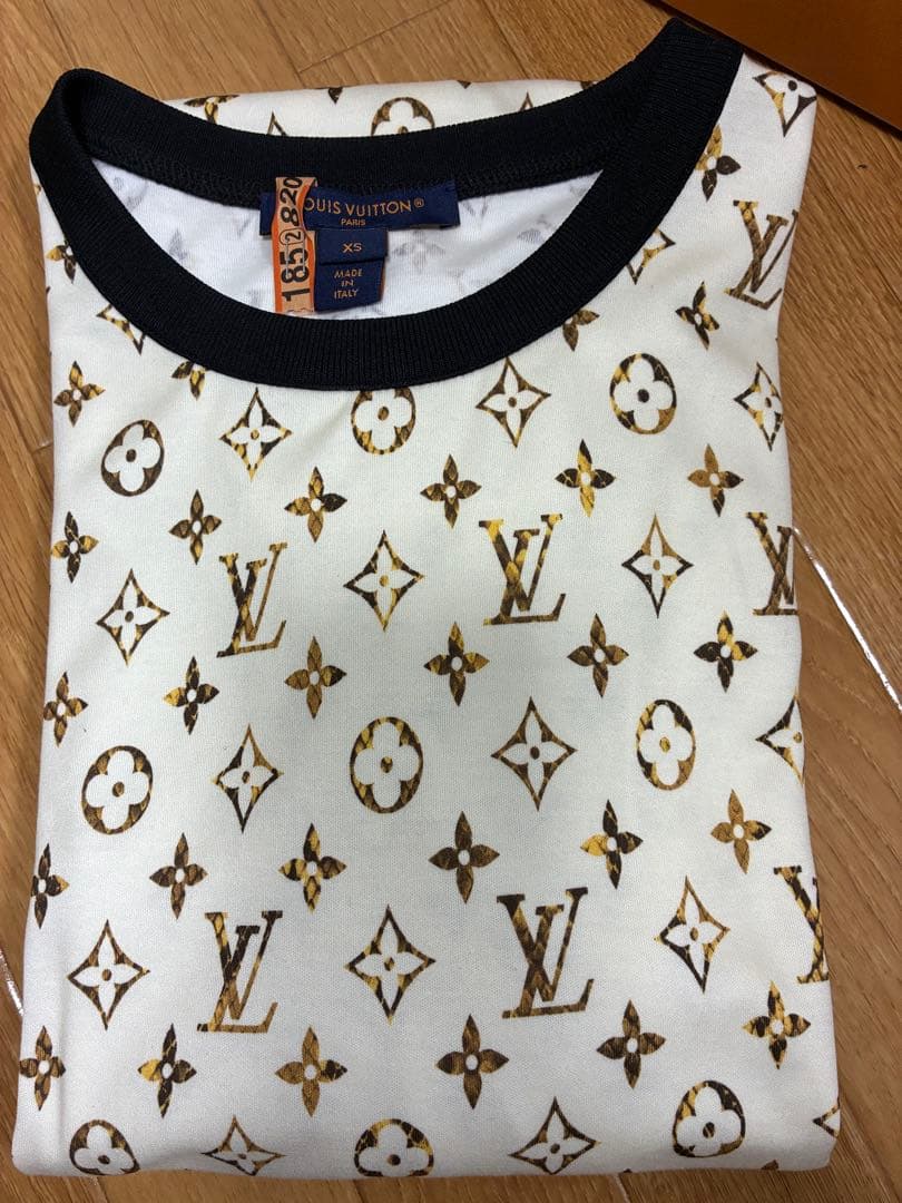 LOUIS VUITTON ルイヴィトン モノグラム 総柄 ワンピース2023