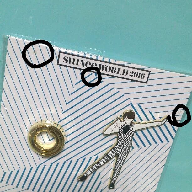 SHINee WORLD 2016 D×D×D 
オニュ ピンバッジセット