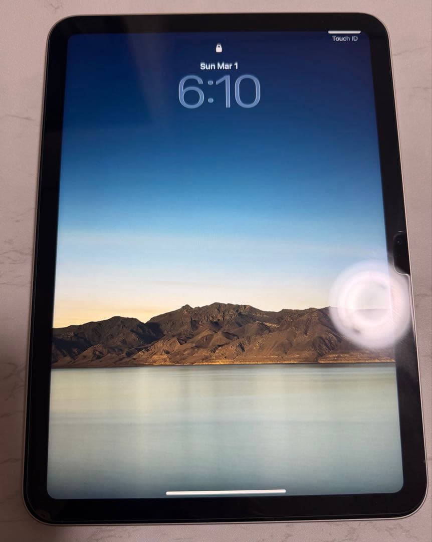 【美品】iPad 第10世代 64GB Wi-Fi シルバー