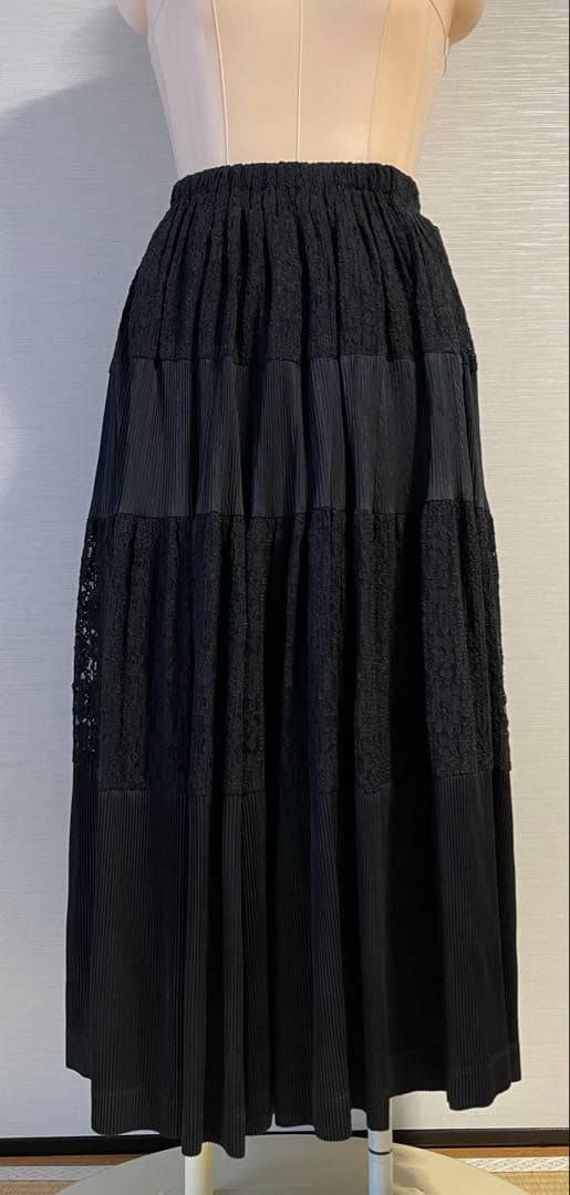 【美品】COMME des GARCONS 黒　スカート
